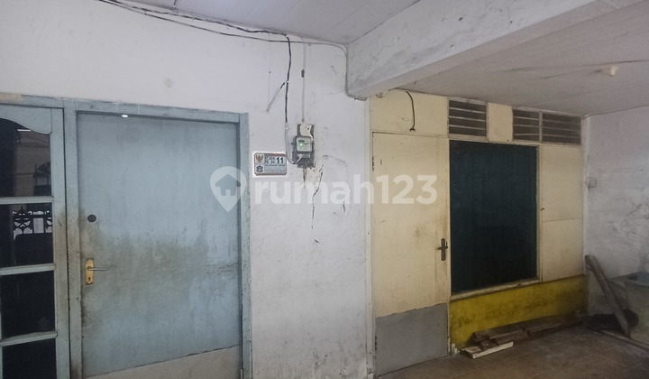 2-Story House Suitable for Boarding, Tomang, West Jakarta 2