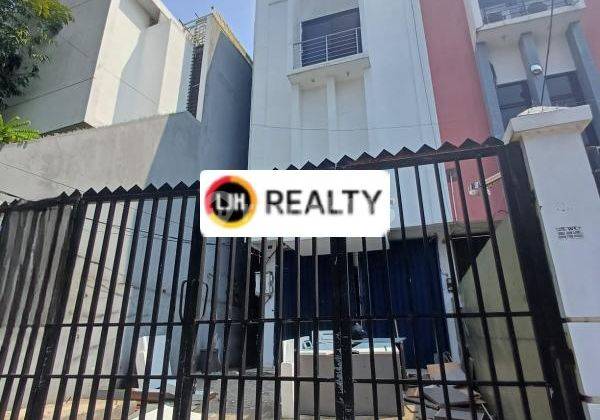 Ruko Bagus & Besar Di Jalan Utama Mandala, Tomang, Jakarta Barat 2