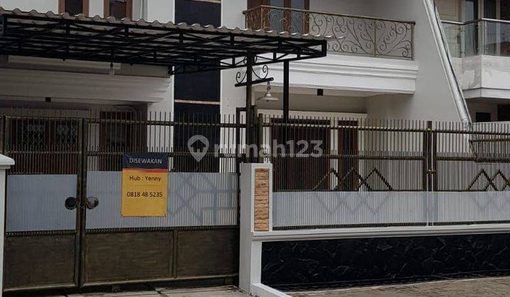 Disewakan Rumah di Permata Buana, LT 250m2, 2 lantai, hadap selatan 2