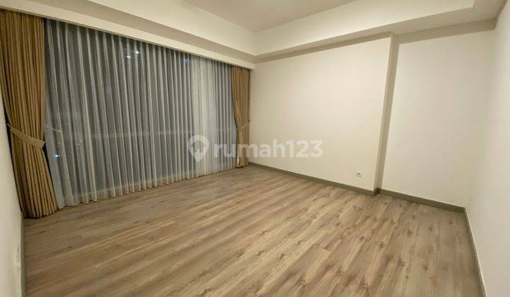 Dijual Apartemen St. Moritz New Predential, Luas 204m2, 3 BR 2