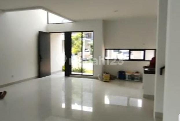 2-Story House in Wisteria Cluster JGC East Jakarta 2