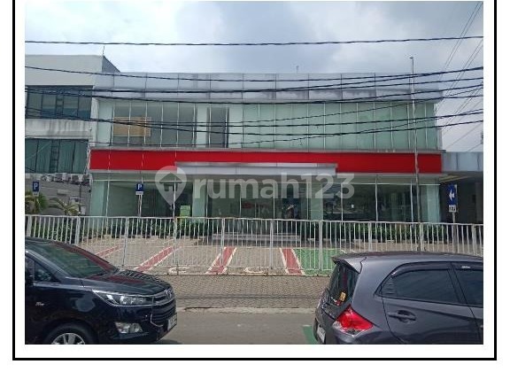 Gedung Bekas Ex Showroom di Mampang, Pancoran