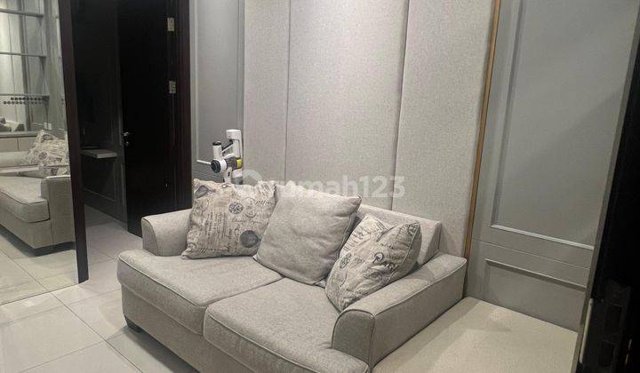 Apartemen Studio Royal Kensington Cantik Nan Mewah, Kelapa Gading 2