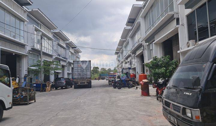 Gudang Bizhub 52 Terbesar Semi Furnished 2 Lantai, Balikpapan 2