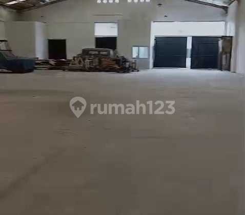 Gudang Komersial Ex Pabrik di Gersik Jawa Timur