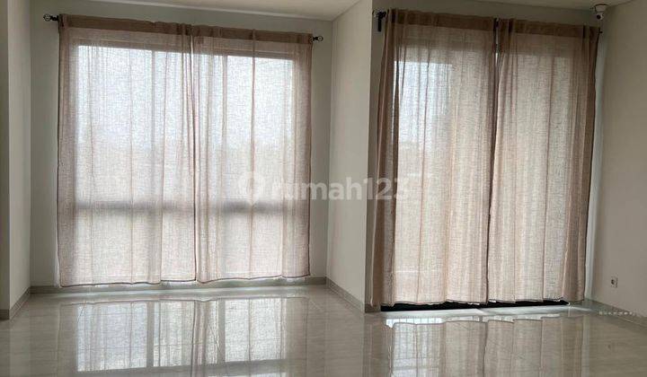 Disewakan Murah Apartemen Llyod Alam Sutera Semi Furnished 2 Br, Serpong 2