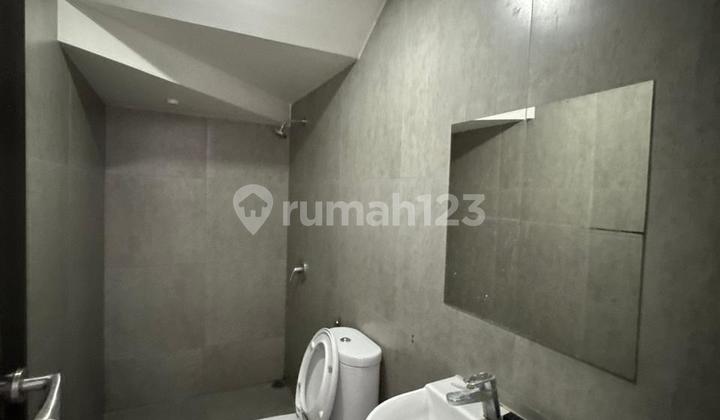 Rumah Wisteria 3 KT dengan Attic Room, JGC 2