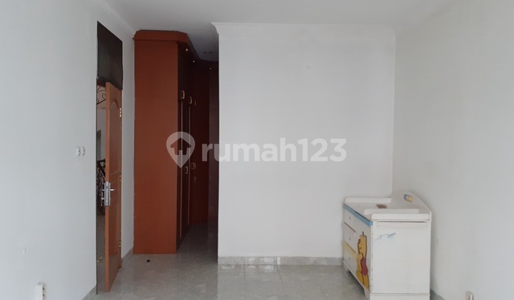 Two-Story Gading Surya House, Kelapa Gading 2