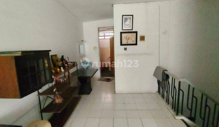 Dijual Rumah Modern 2 Lantai Furnished di Pelepah Indah, Kelapa Gading 2