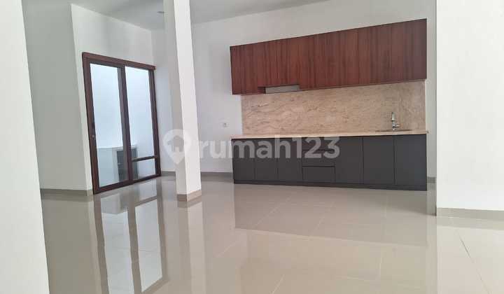 Rumah 2 Lantai Brand New Dalam Komplek Cinere, Depok