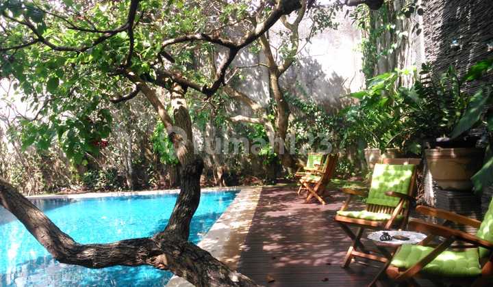 BU Cinere House LUXURIOUS LARGE, STRATEGIC Safe comfortable Lush 2