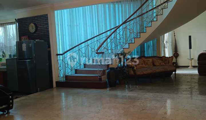 Rumah Siap Huni Dalam Komplek di Cinere Depok, Lingkungan Aman