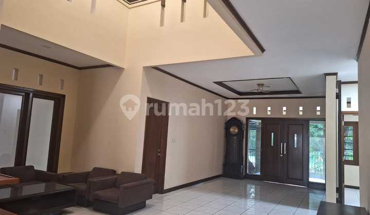 Nice House Lebak Bulus, South Jakarta, Strategic Location 2