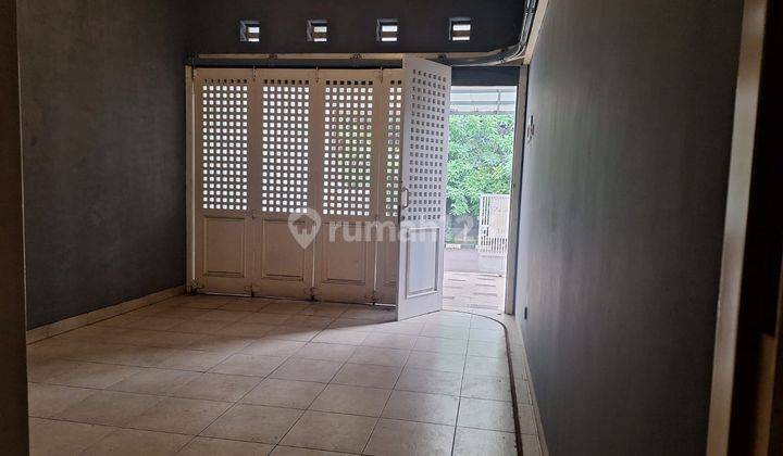 Rumah Bagus di Cinere, Depok, Lingkungan Aman 2