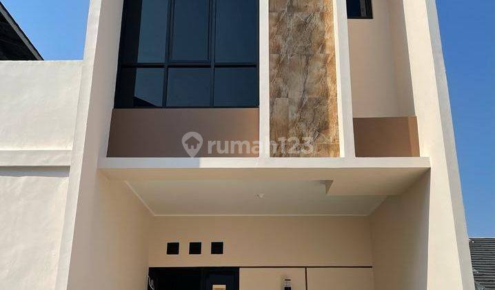 Rumah 2 Lantai Siap Huni Lokasi Strategis di Jl. Belong, Cimanggis, Depok 1