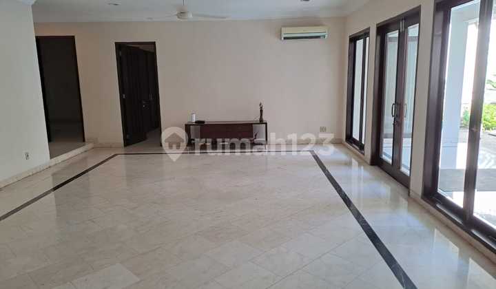 Nice House in Kemang, Safe Neighborhood, Beautiful Garden Nice House in Kemang, Safe Neighborhood, Beautiful Garden