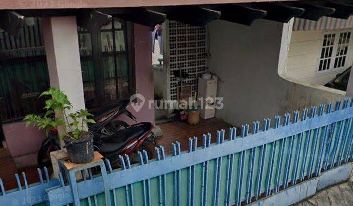 Rumah dalam komplek, 1km ke pintu tol Joglo, hadap Timur 2