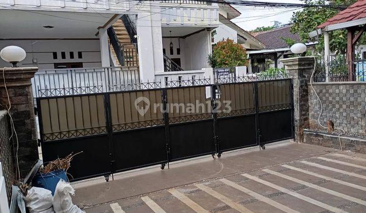 Rumah 3 Lantai Bagus Siap Huni di Pancoran, Jakarta Selatan 2