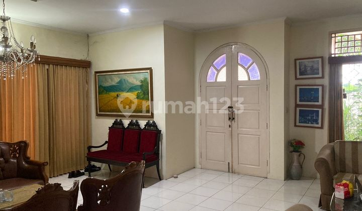 1 Floor, in Pasar Minggu, Freehold Certificate, Strategic, Flood-Free 1