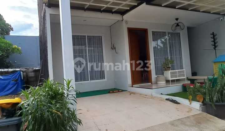 Jual Rumah dengan Interior Custom Lokasi Strategis Bintaro 2