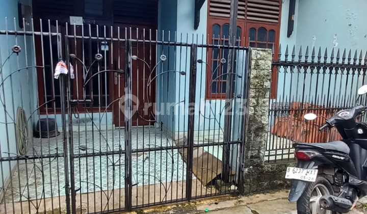 Quick Sale House Strategic Location Bintaro