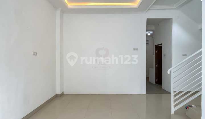 Best Deal Graha Raya Bintaro, Rumah Cantik 2 Lantai SHM 2