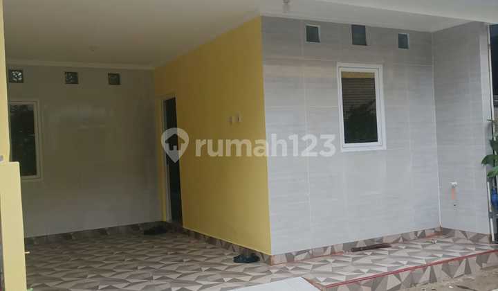 Dijual Cepat Rumah Cantik Semi Furnish Area Bintaro