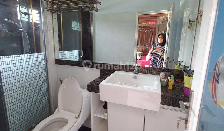 Hot Sale Rumah Bagus Lokasi Stragetis Harga Menarik Semi Furnished 2