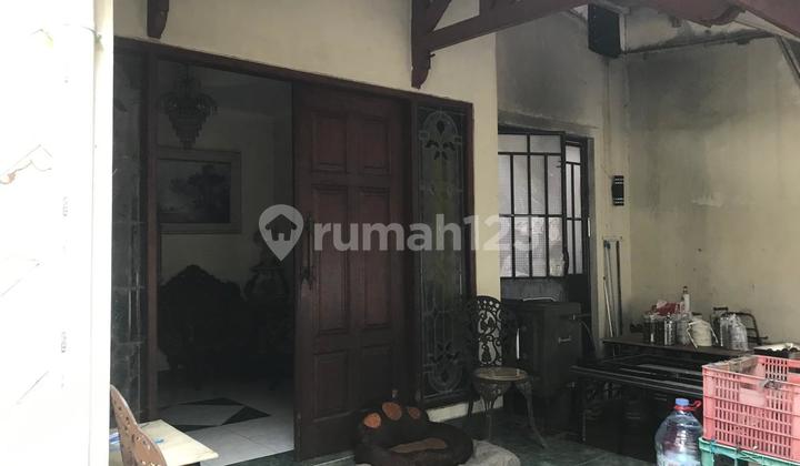 Rumah 2 Lantai Dalam Komplek di Ciputat Timur, Tangerang Selatan Rumah 2 Lantai Dalam Komplek di Ciputat Timur, Tangerang Selatan