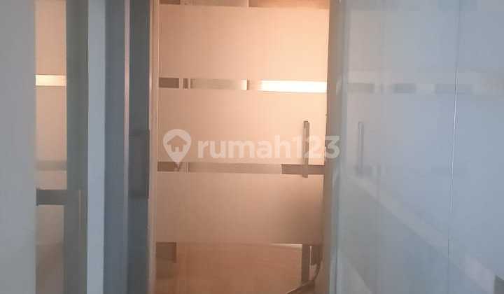Good 3-Story Office House in Cinere, Depok 2