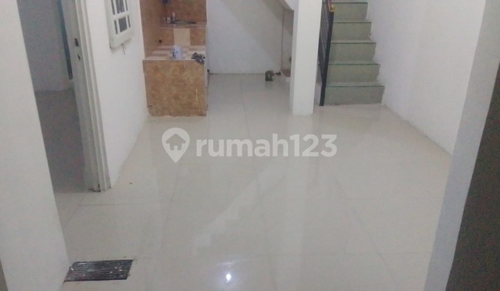 Rumah Bagus 2 lantai Di Cilodong, Depok, Lingkungan Aman