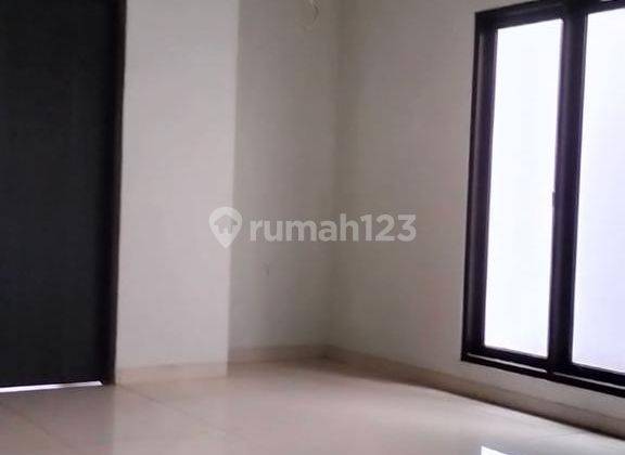 Rumah Lux Baru 2 Lantai Di Pejaten Pasar Minggu, Lingkungan Aman 2