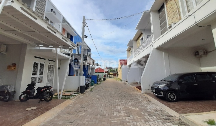 Rumah Brand New 2 Lantai Di Depok, Lingkungan Aman Rumah Brand New 2 Lantai Di Depok, Lingkungan Aman