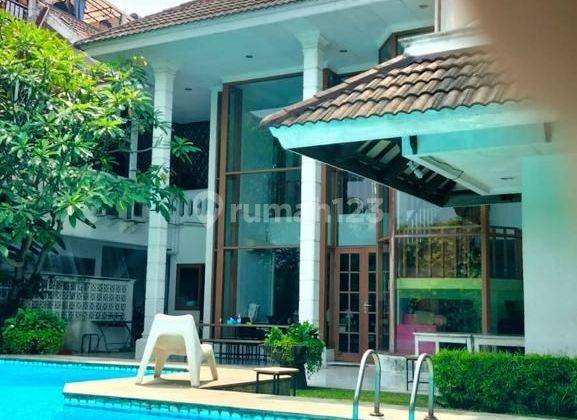 Rumah 2 Lantai Bagus di Kebayoran Baru, Lingkungan Aman 1