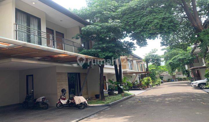 Rumah Asri Dalam Town House Dekat Stasiun Di Jagakarsa  2