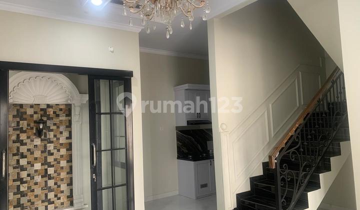 Rumah 3 Lantai Bagus di Jagakarsa, Jakarta Selatan 2