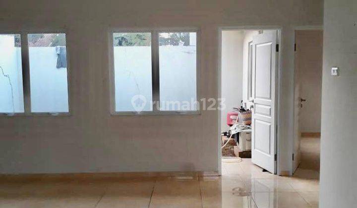 Rumah Dalam Komplek Di Jagakarsa 5 Menit Ke Tol Desari 2