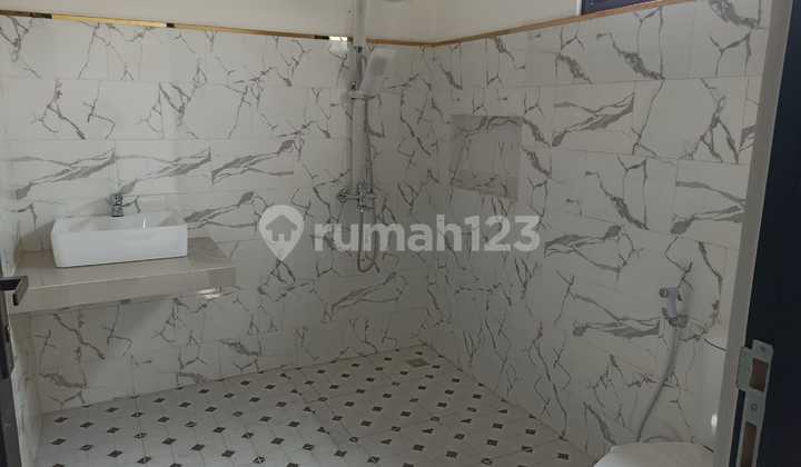 2-Story House in a Complex in Cinere, Depok 2