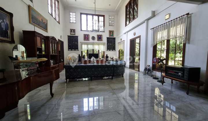 Rumah 2 Lantai Dalam Komplek, di Cinere, Depok