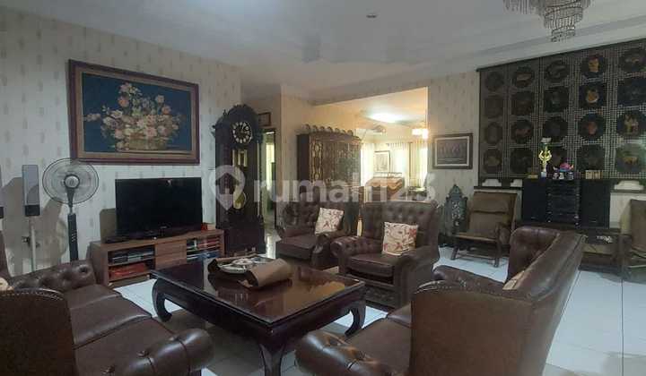 Rumah Dalam Komplek di Cinere, Lokasi Strategis