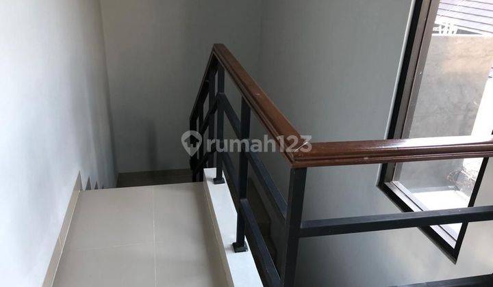 HOT SALE...Rumah 2 Lantai di Cinere , COCOK UNTUK MILENIAL  2