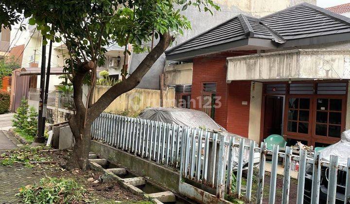 Dijual Rumah Lama Hitung Tanah di Kedoya Baru Lokasi Strategis  2