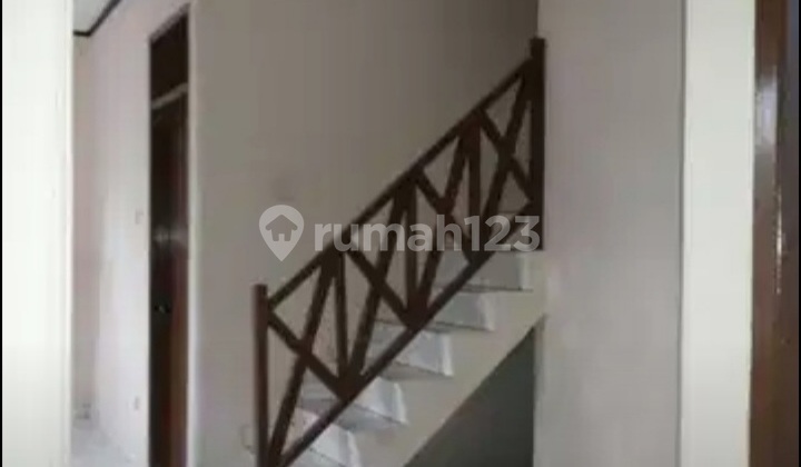 Dijual Cepat Rumah 2 Lantai Di Cinere Dekat Pintu Tol Limo 2