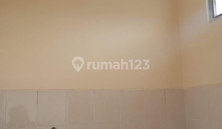 For Sale Fast 4-Storey Shop House in Ciputat Near UIN Strategic Location 2