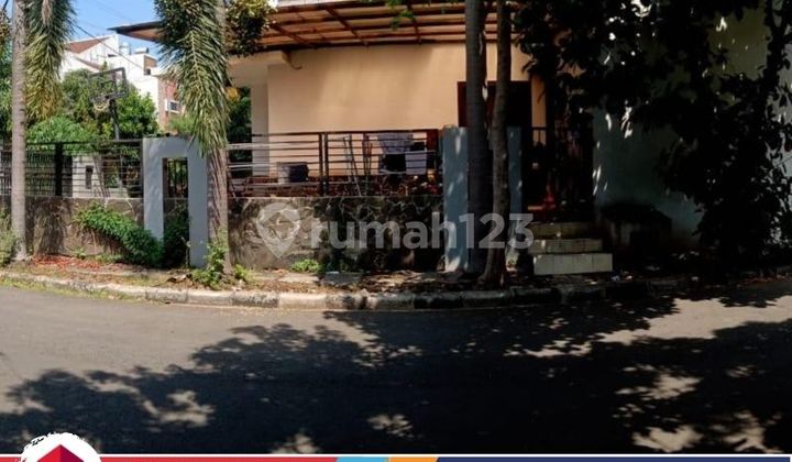 Di Jual Rumah Mewah Siap Huni 3KT Letak Strategis di METLAND MENTENG,Bebas Banjir Dan Dekat Dengan Sekolah