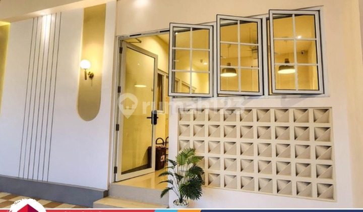 2 Lantai di Jalan Tanah Abang , Jakarta Pusat