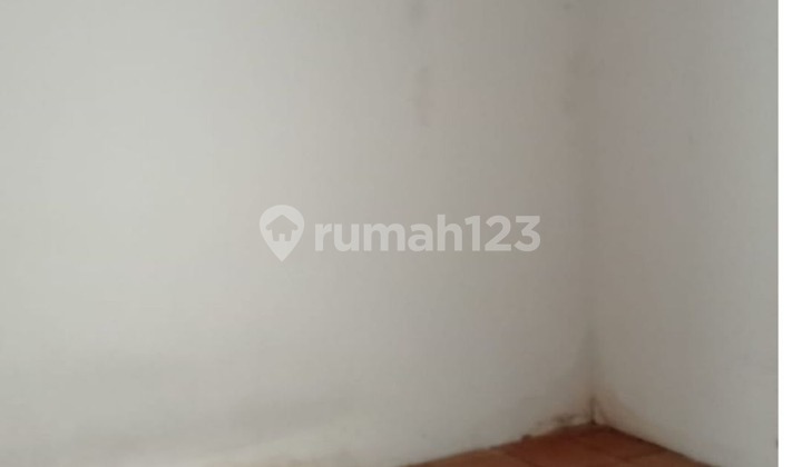 Di jual cepat rumah siap huni dan letak strategis  di pulo gebang  2
