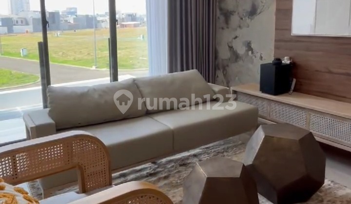 Rumah 3 Lantai Lebar 7 Attic Topaz Jgc Diskon 35% Unit Terbatas bisa KPR