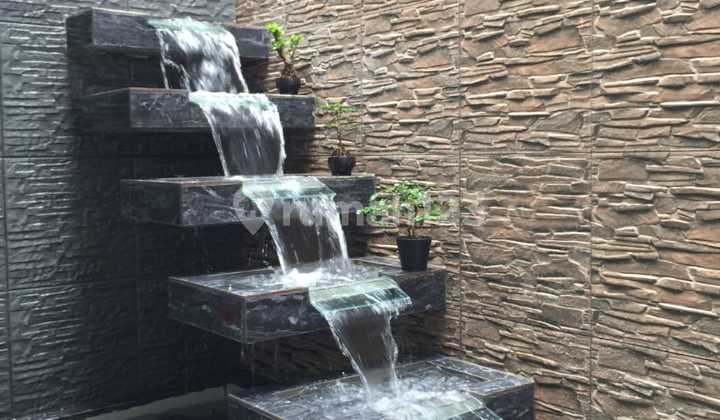 New Renovated 2-Storey House in JGC Cluster Ready to Occupy, Eligible for Mortgage.