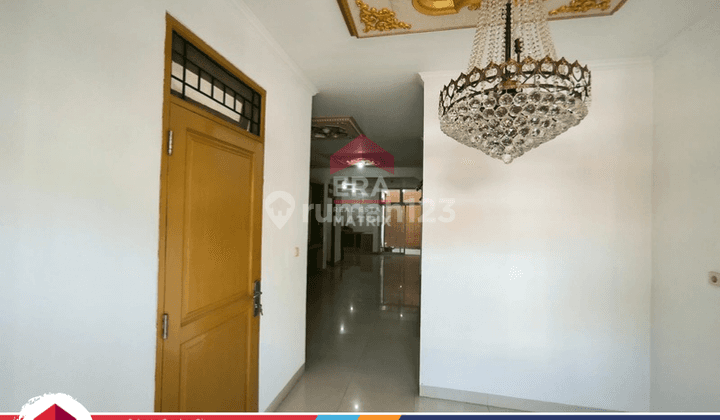 Rumah Bagus Timur Semi Furnished 8x20 Di Metland Menteng  2